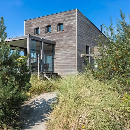 42 - Dune Breeze | By The Water * Ouddorp